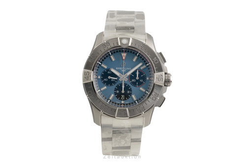 Breitling super avenger b01 - super,