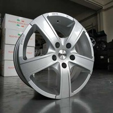 CERCHI IN LEGA MOMO WIN PRO 16 X 6,5 PER CHEVROLET CRUZE 2009 / 2012 SILVER