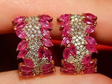 Orecchini a cerchio creati