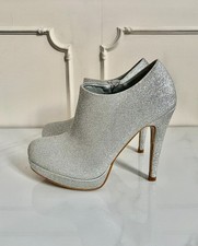 Scarpe stivaletti SHUWISH