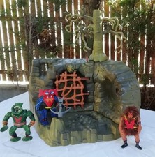 Masters of the Universe - Vintage: Fright Zone USA + 3 Personaggi LEGGI BENE!