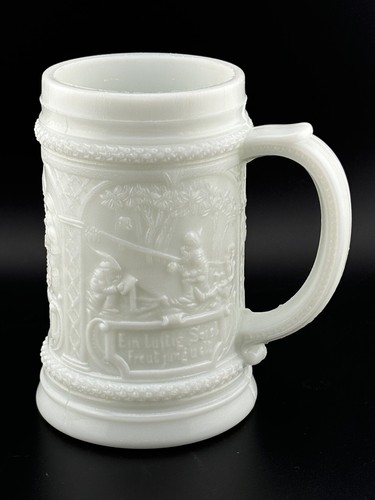 Antica tazza bianca