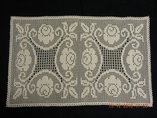 Centrino uncinetto filet