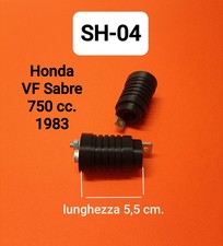 PAIR OF RUBBER MOUNTS FOR
