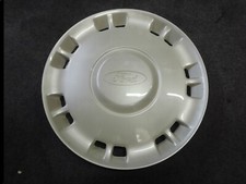 COPRICERCHIO PER RUOTA ORIGINALE FORD ESCORT ORION - CODICE 6190435