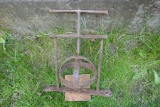 strumento di tortura no spada elmo tedesco pugnale romano celtico medievale mazza cavaliere