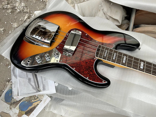 Basso elettrico corde - elettrico,