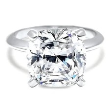 Raro Anello Solitario Diamante