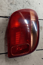 815610D070 Fanale post. SX TOYOTA YARIS 1.0 16V (FRP) Ber. 5p/b/998cc