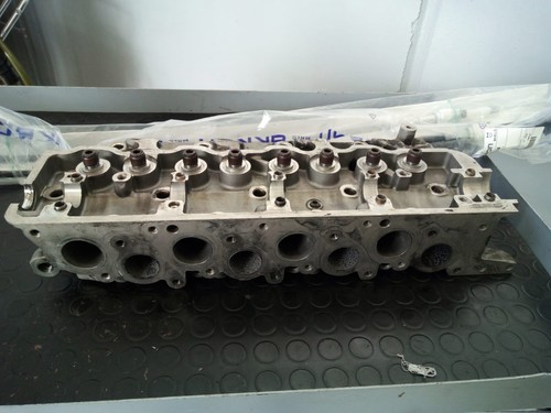 Testata rotta motore nuda - testata,