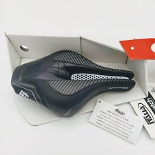 Selle Italia Kronos Tekno Flow L 145mmX265mm Sella e Binario in Carbonio 7mmX9mm 220g