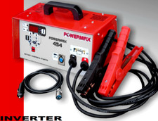 Caricabatteria carica batteria auto avviatore booster salva memoria 12V 24V