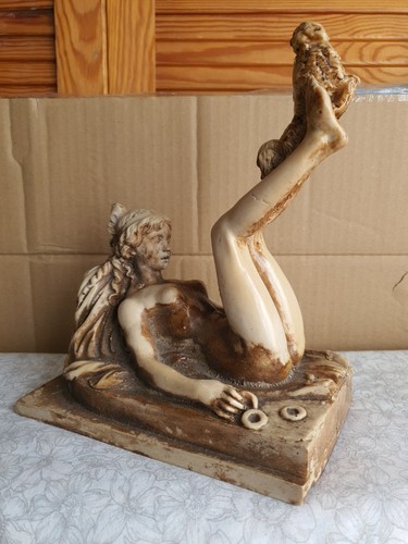 The sculpture pauline - the, of