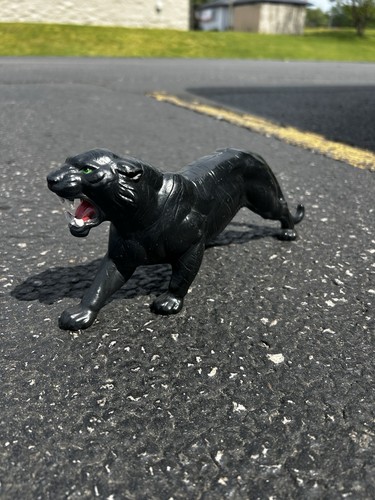Big jim black panther cat - jim,