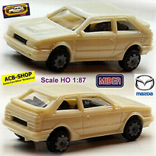 Mazda 323 4WD Turbo Berlina 3 porte Tipo: BF 1989 Crema 1:87 Miber 1271