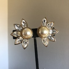 VTG Swarovski Signed SAL Gold