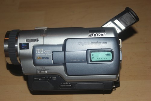 Sony dcr trv230e pal - digital, 8