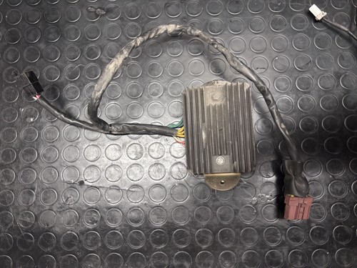Regolatore tensione piaggio - regolatore,