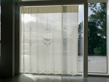 Tenda Ricamata in Misto Lino