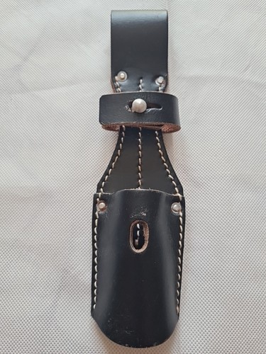 Porte baionnette cuir daté - en,