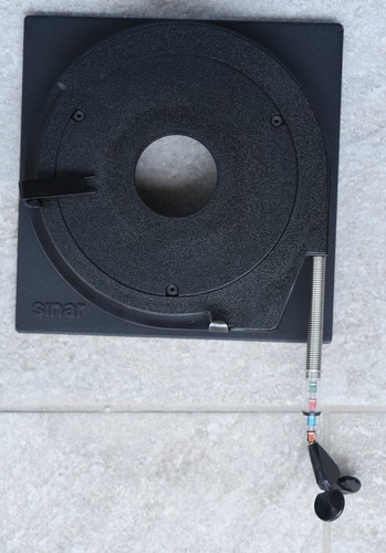 Sinar lens aperture control