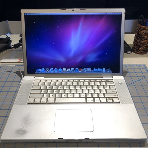 Funziona macbook pro a1226 - funziona,