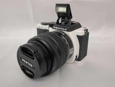 PENTAX K-01 obiettivo singolo