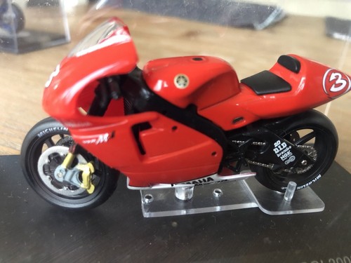 Modellino moto corsa yamaha - corsa,