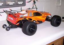 Barra impennata BanzaiBars - adatta per camion stadio HPI Racing Firestorm 10T Nitro