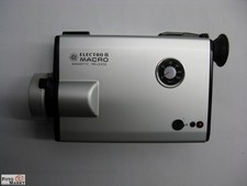 Fotocamera pellicola Super-8 Yashica electro 8 obiettivo Yashinon DX Macro 1,9/9-30 mm lens