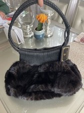 BORSA IN PELLICCIA DI VISONE