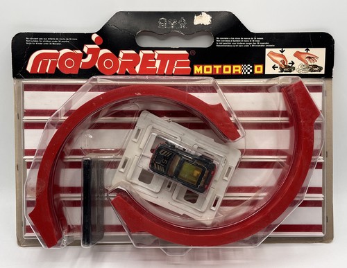 Looping majorette motor - looping,