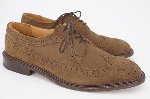 Worn trickers 9 - |,