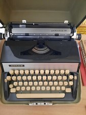 macchina da scrivere vintage
