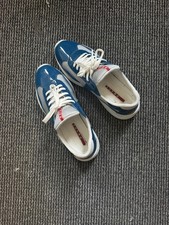 Tazze americane Prada