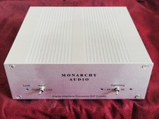 Monarchy Audio Digital Interface Processor DIP 24/96 Re-Clocker  and Upsampler