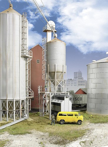 Walthers 532935 silo - walthers,