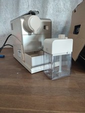 DeLonghi Nespresso Macchina a