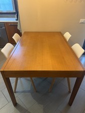 Tavolo Allungabile In Ciliegio