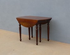 Tavolo in mogano allungabile a