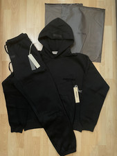 FOG Essential SS22 - Limousine