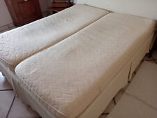 Due materassi Pirelli avorio