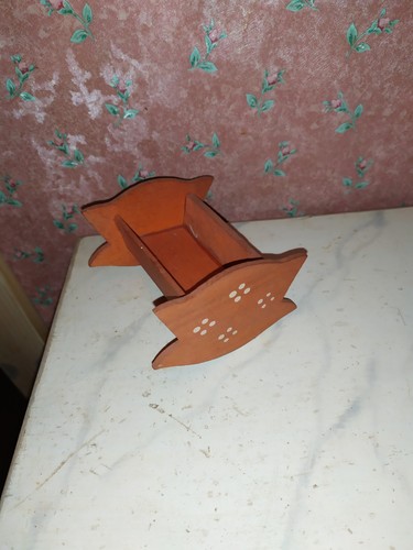 Vecchia culla per