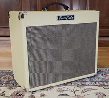 Roland Blues Cube Stage con