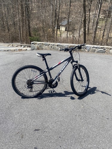 Trek mountain bike - trek, 820