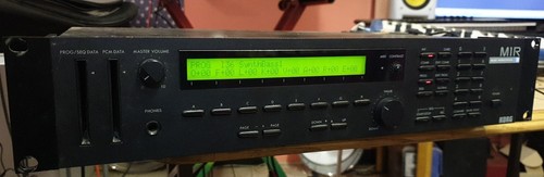 Korg m1r synth - m1, rack