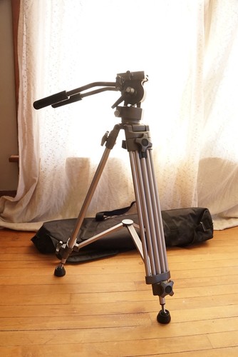 Treppiede videocamera ravelli - videocamera,