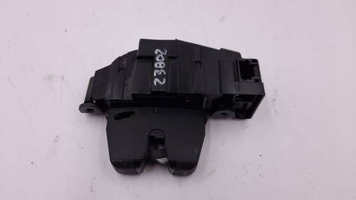 9660403980 serratura