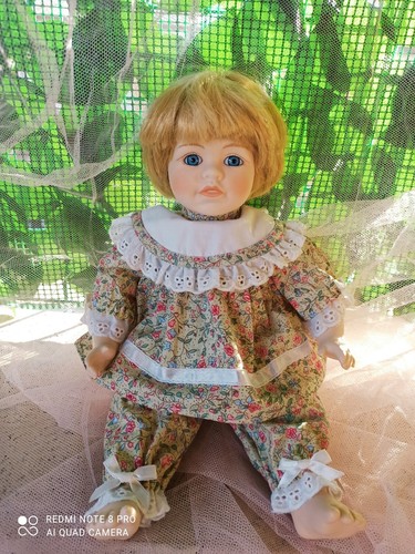 Bambola porcellana alice - in,