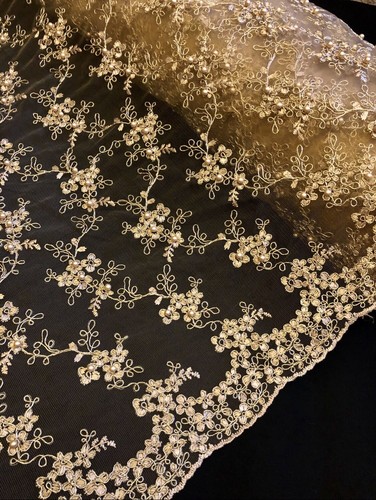 Tessuto pizzo sposa perline